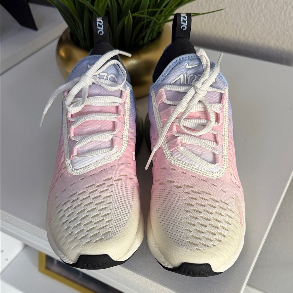 Nike Air Max 270 Sneakers